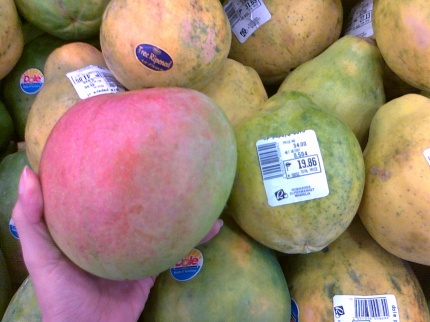 Australian Mango vs local green papaya