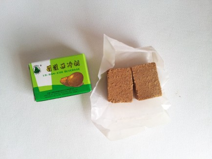 Kwei Feng Trademark - Lo Han Kuo Beverage - two cubes